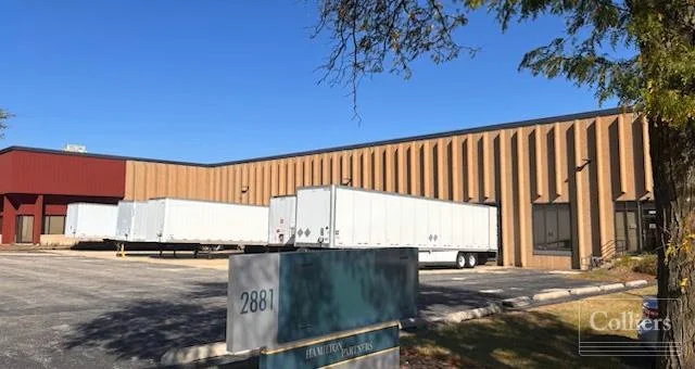 35,935 SF Available for Sublease in Elk Grove Village — Lease in Elk Grove Village, IL, photo 1 of 6