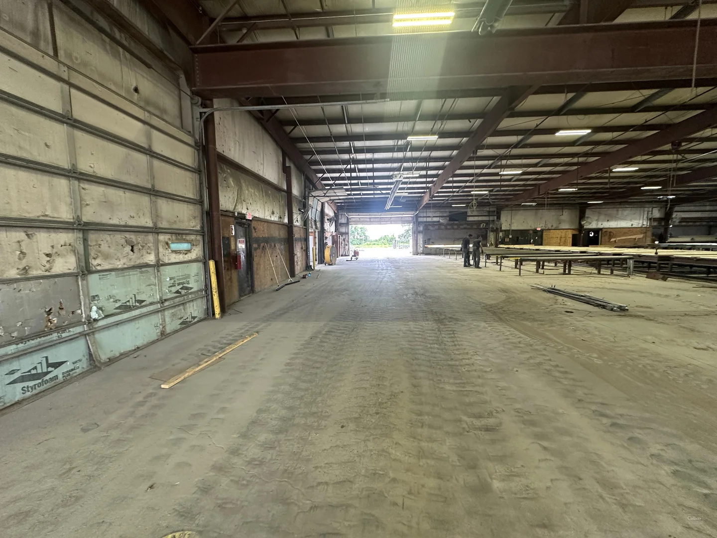 2926 Atlas Dr. — Lease in Erlanger, KY, photo 2 of 6