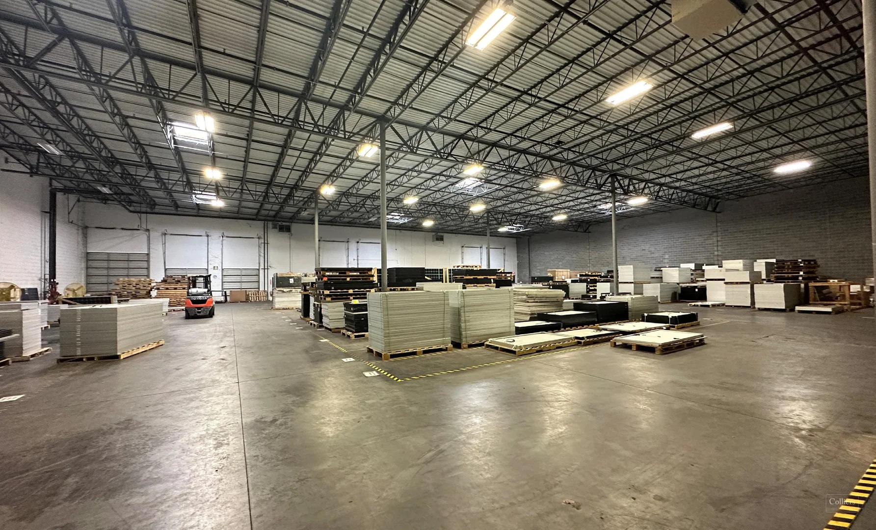For Sublease: Warehouse | Office | Showroom Space… — Lease in Savannah, GA, photo 3 of 6