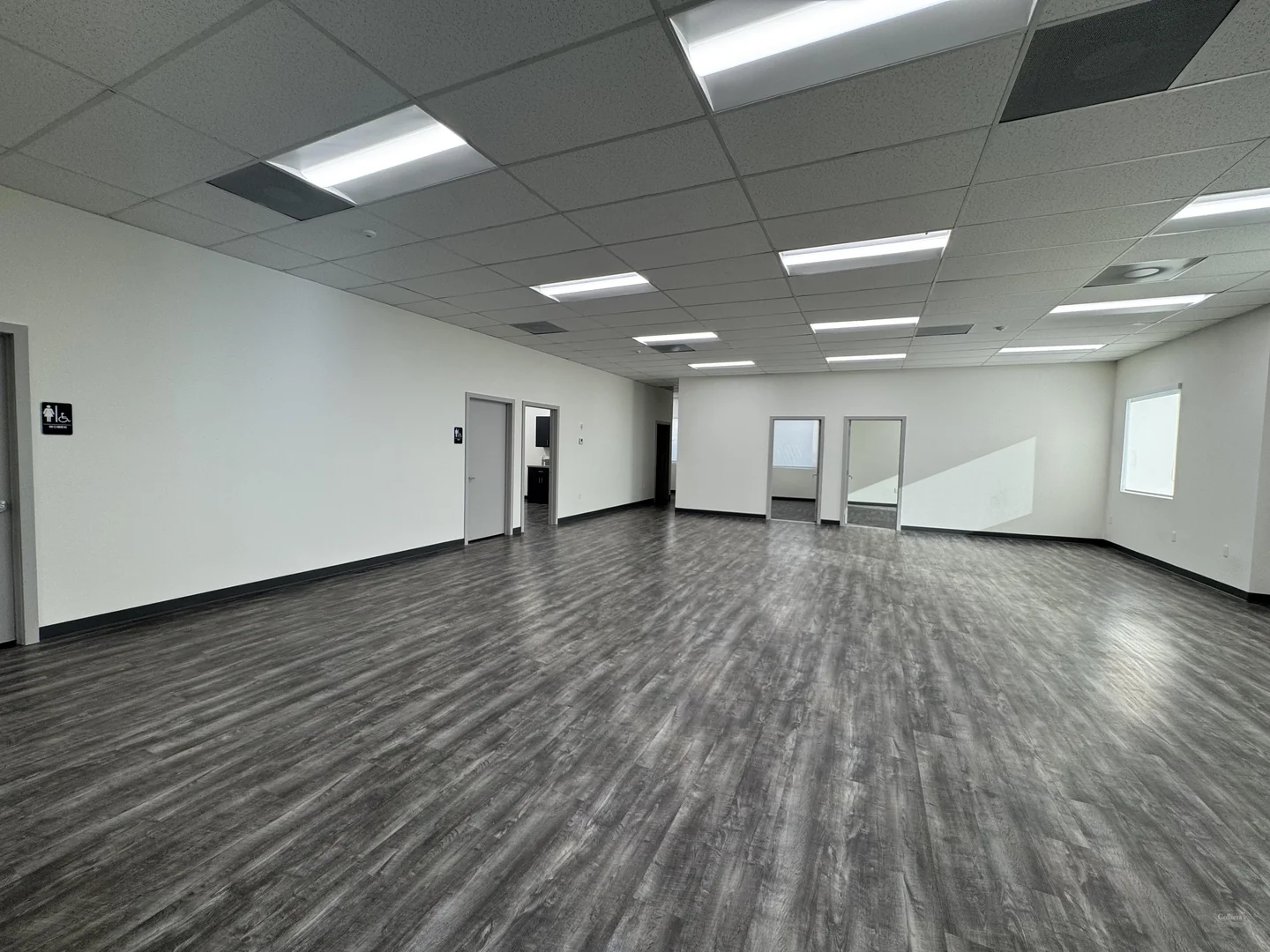 Prime office space available for sublease — Lease in Weston, FL, photo 8 of 8