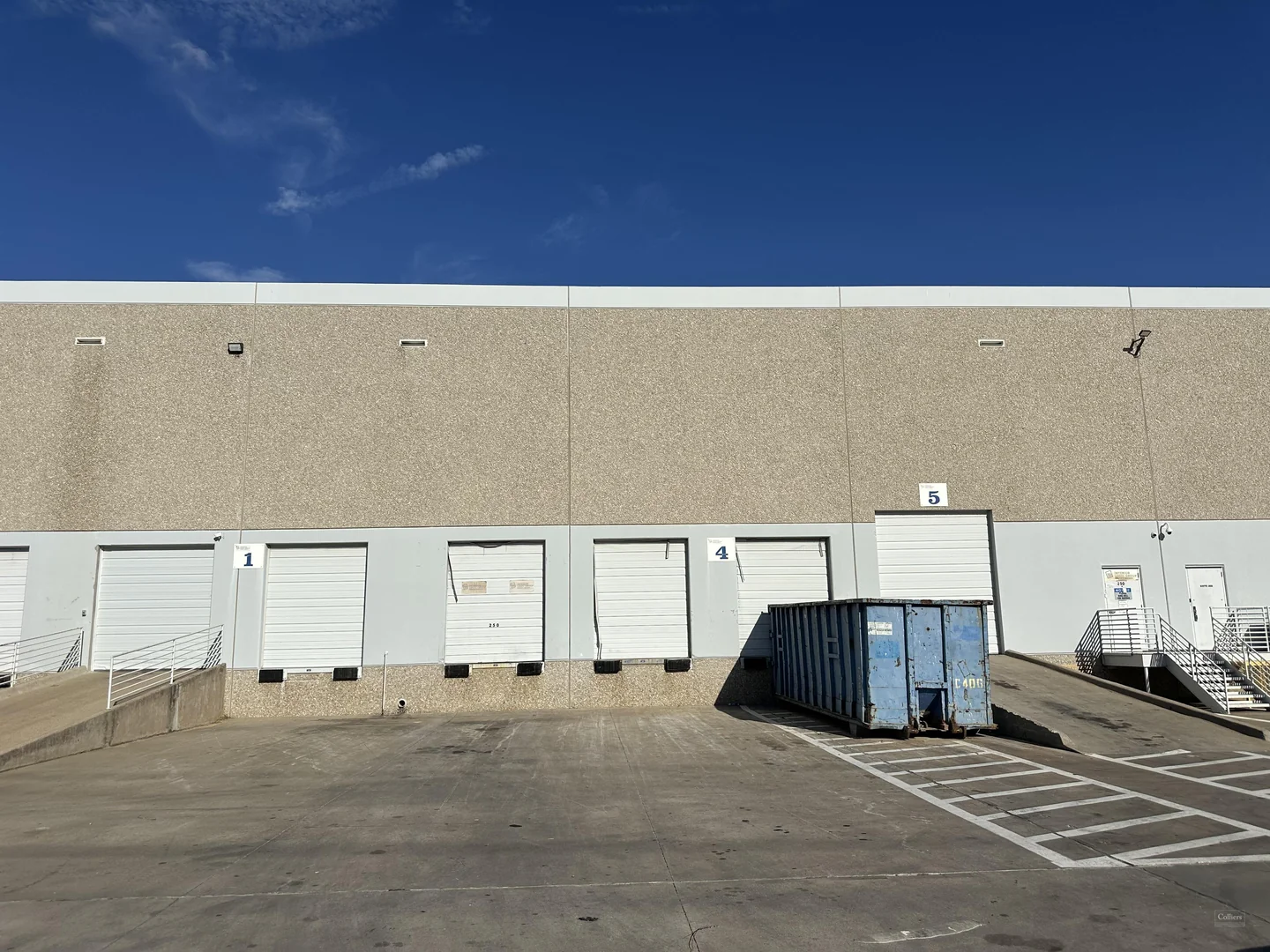 13,810 SF Industrial Space for Sublease in… — Lease in Carrollton, TX, photo 2 of 5