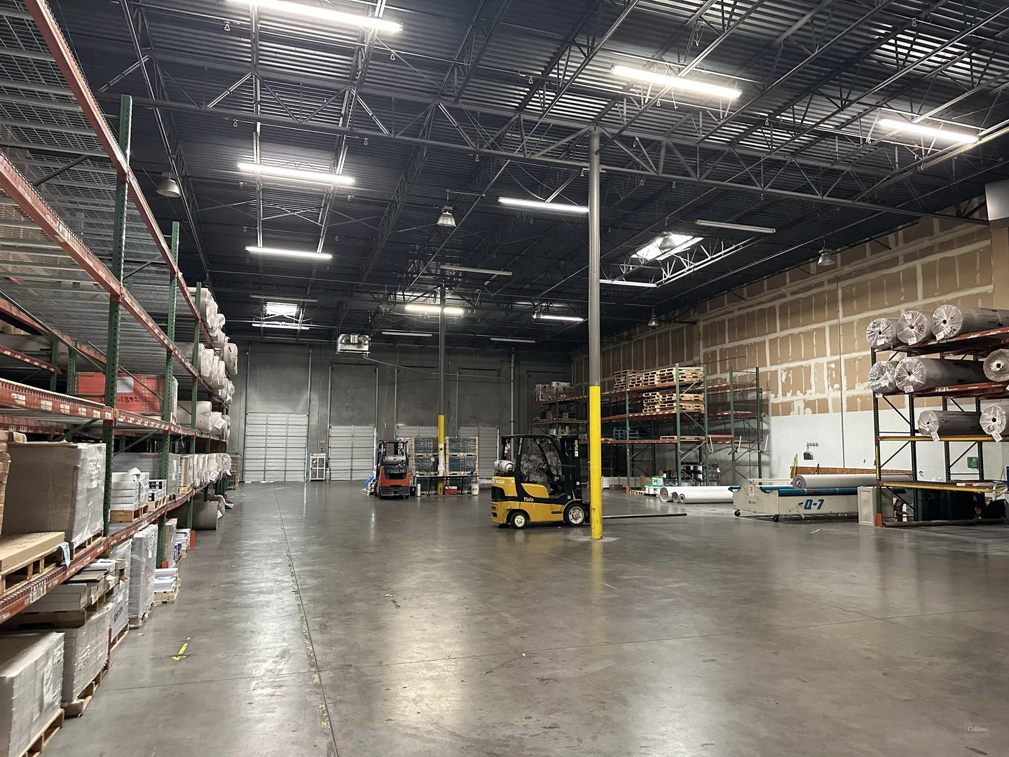 13,810 SF Industrial Space for Sublease in… — Lease in Carrollton, TX, photo 4 of 5