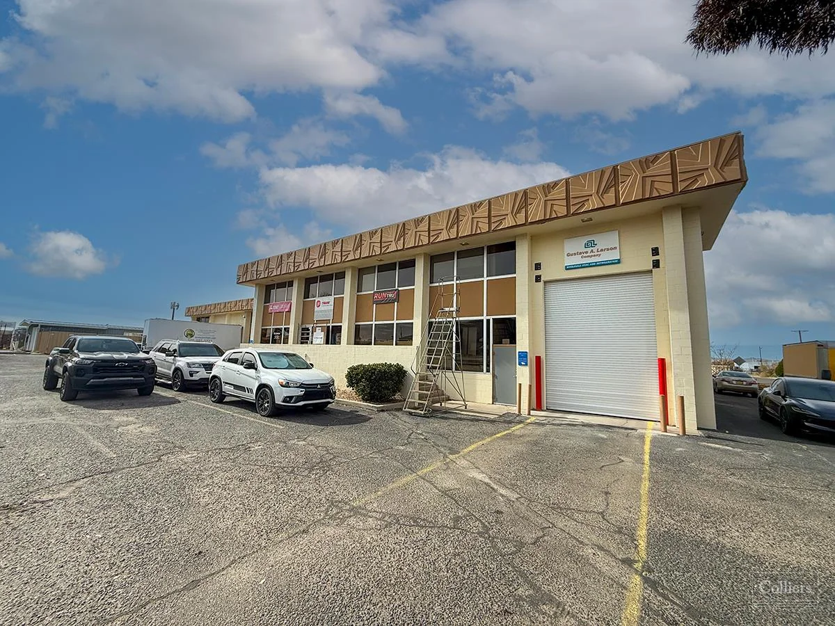Warehouse for Sublease — Lease in Albuquerque, NM, photo 2 of 3