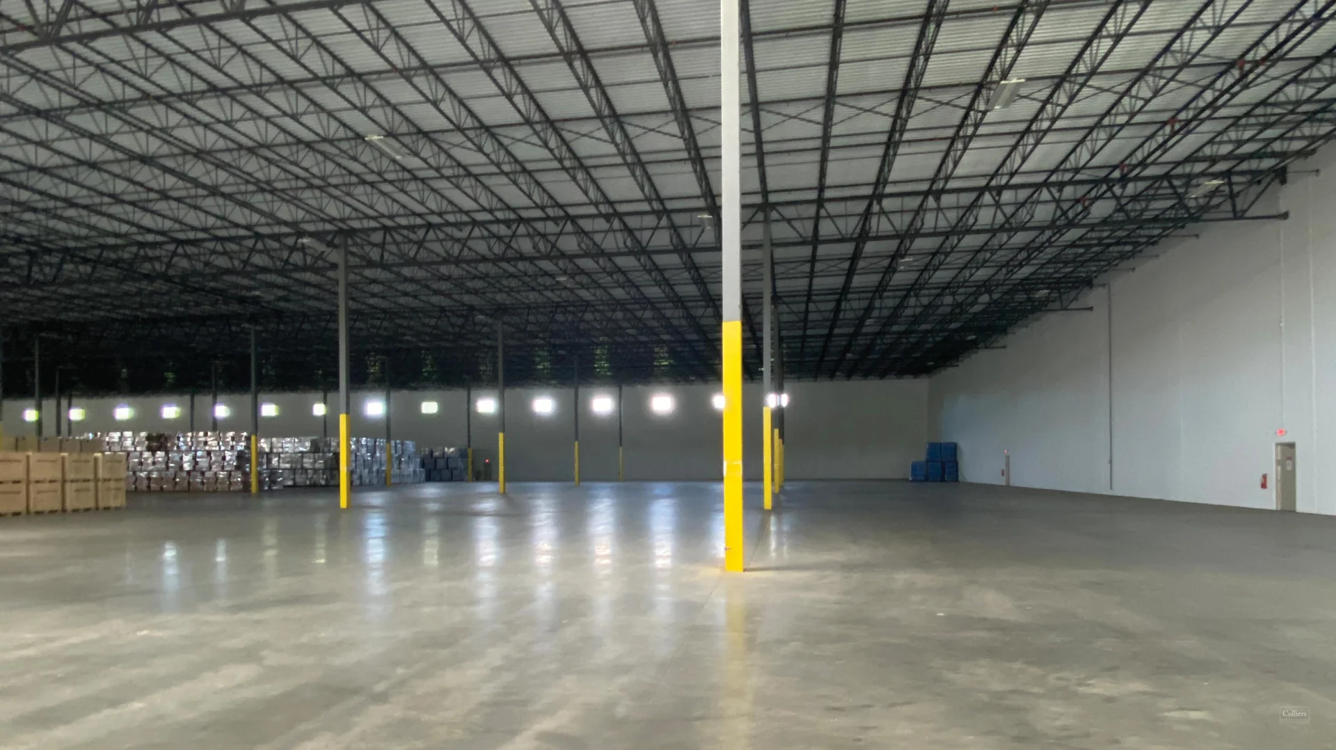 ±50,000 - ±285,000-SF Sublease Available at 497 Robin… — Lease in Duncan, SC, photo 2 of 4