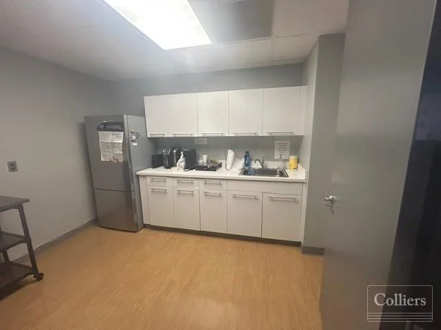 For Sublease | 4,215 SF of Office/Medical Space - photo 10 - Bingham Farms, MI