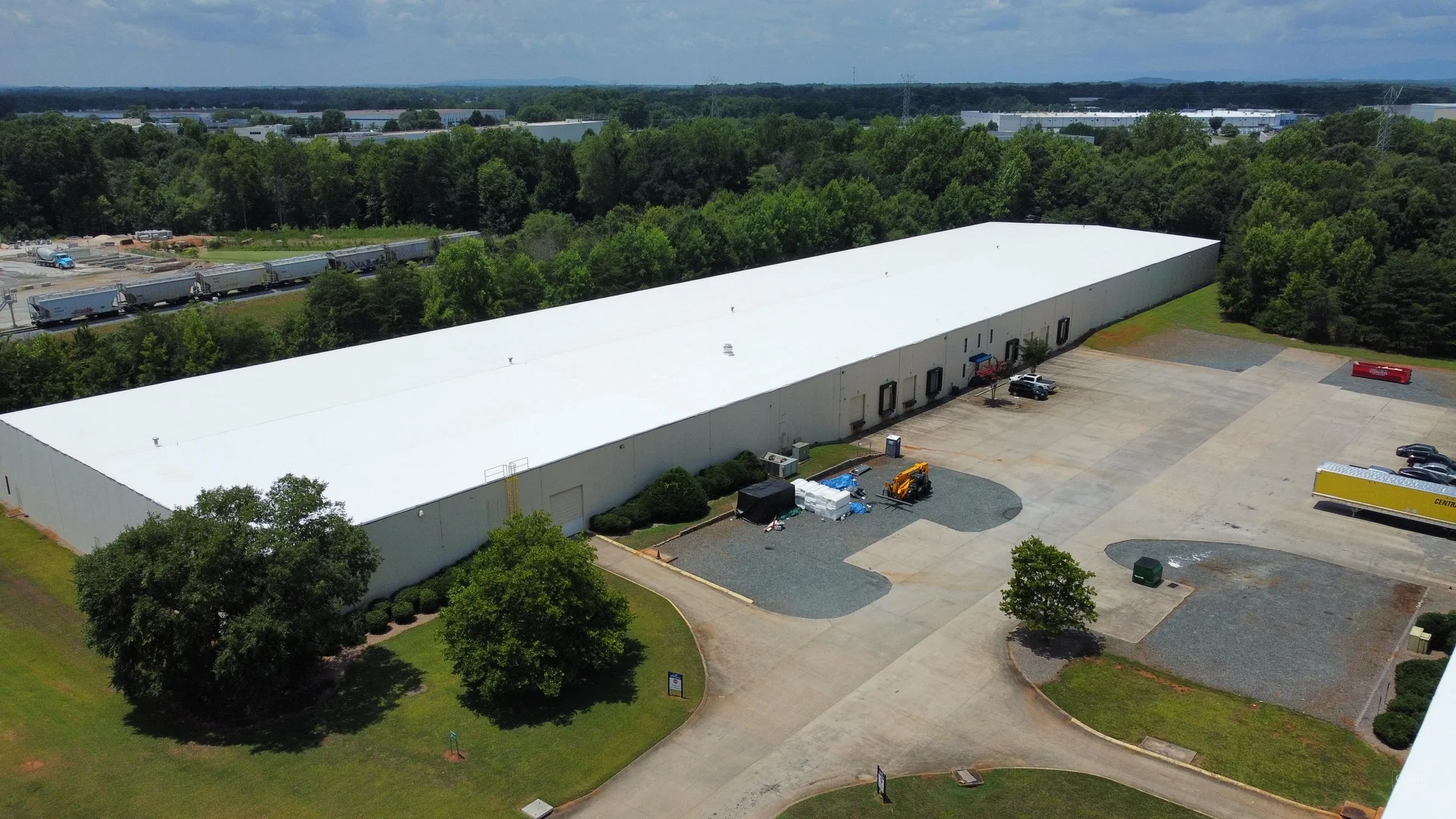 102,560-SF Warehouse Space Available Along I-85… — Lease in Spartanburg, SC, photo 2 of 8