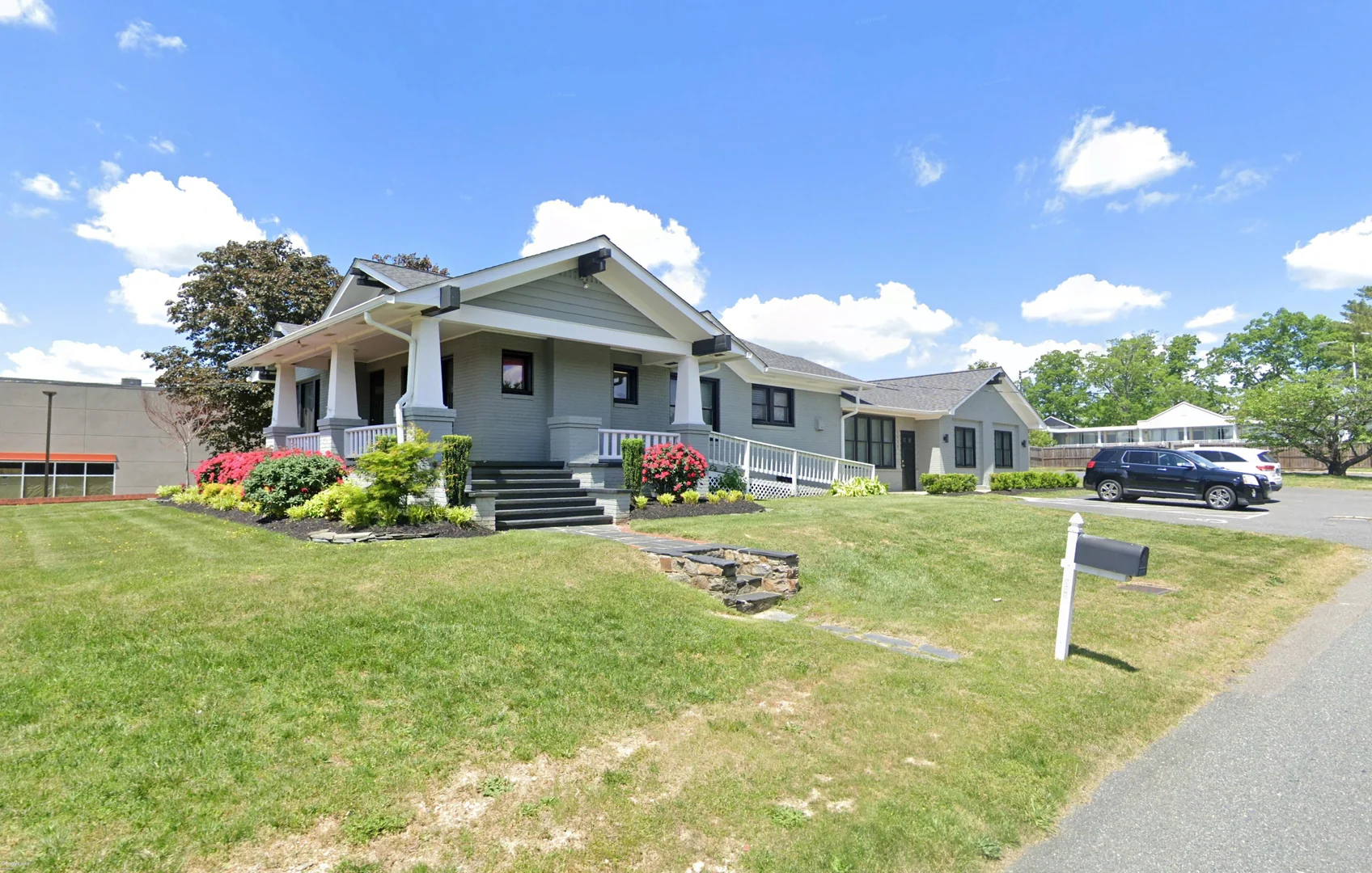 1000 Oakwood Street, Fredericksburg