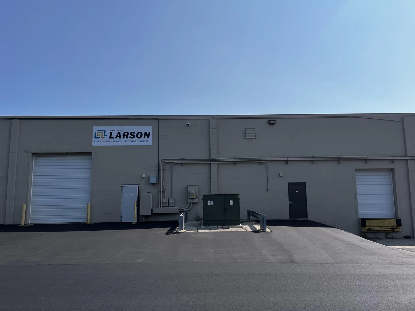 2757 S 5th Court — Lease in Milwaukee, WI, photo 2 of 5