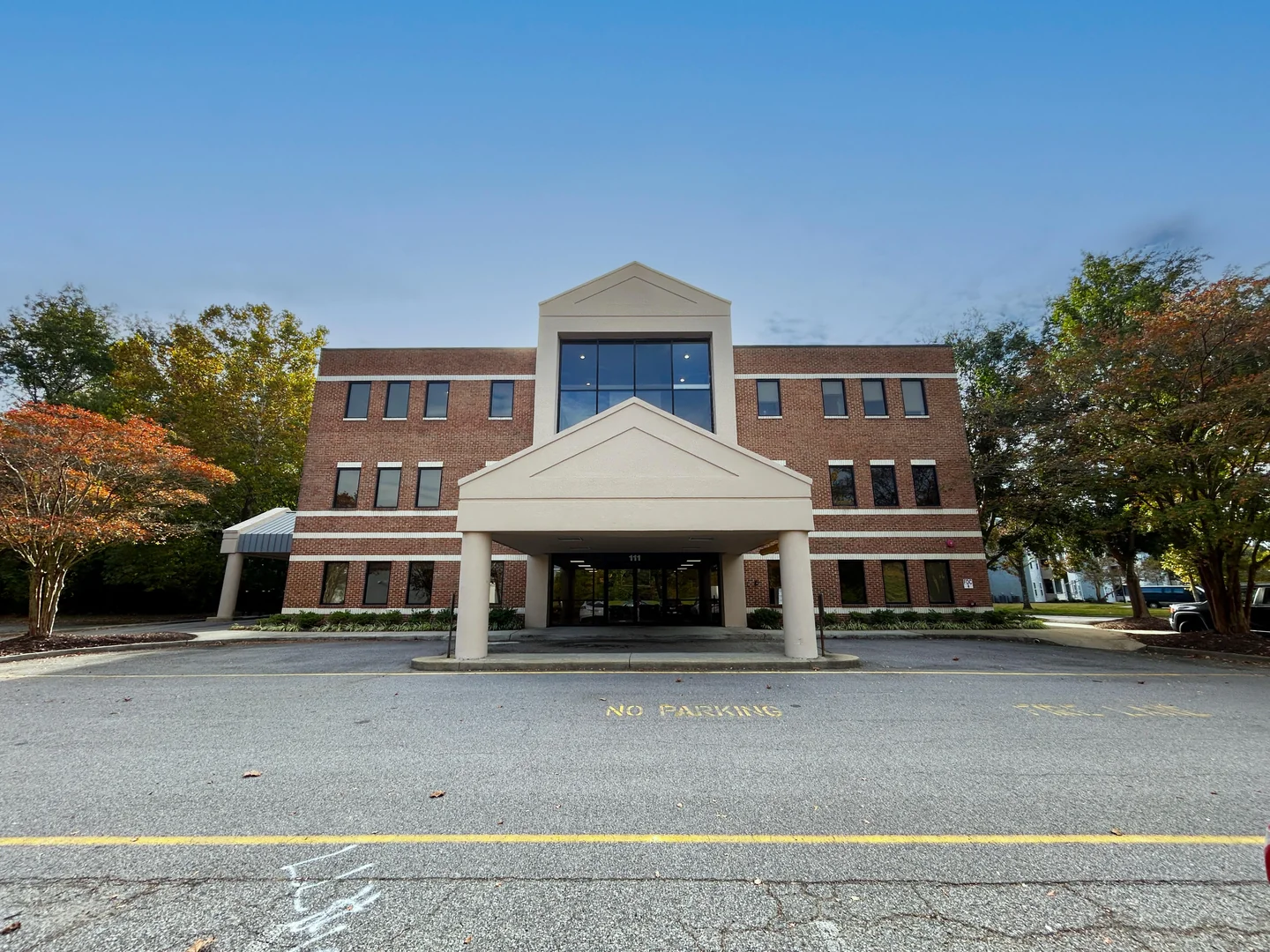First Floor Office Space for Sublease in Chesapeake — Lease in Chesapeake, VA, photo 1 of 8