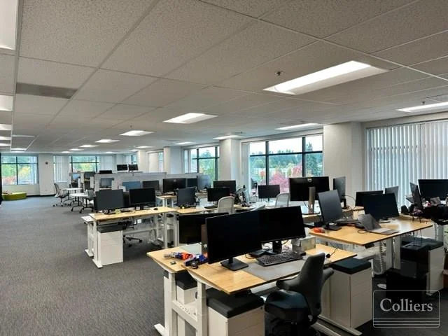 For Sublease | 7,422 RSF Plug & Play Office Space in… — Lease in Tualatin, OR, photo 2 of 8
