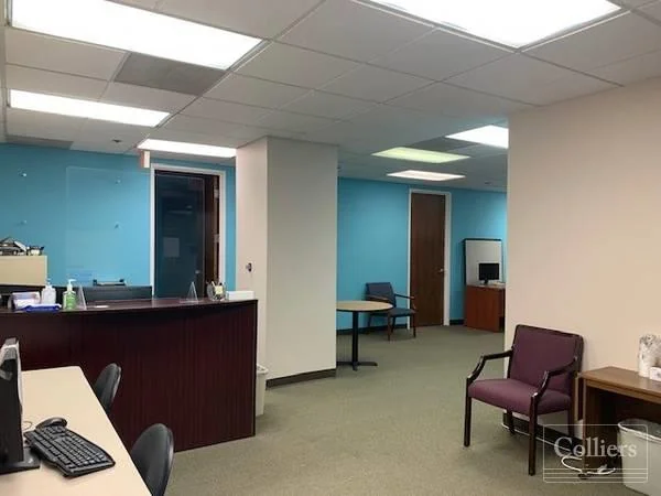 FOR SUBLEASE | 1,972 SF Office Space