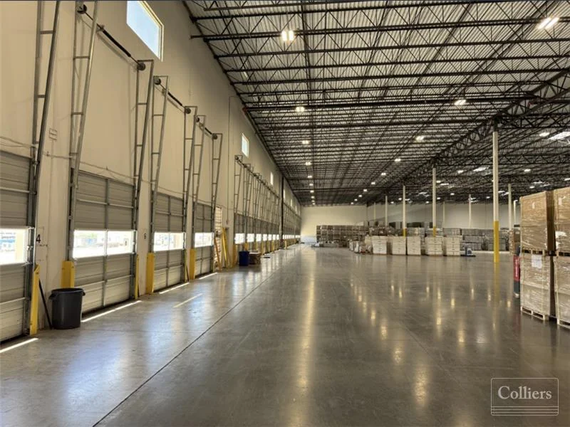Kyle Crossing Business Park | 108,160 SF For Sublease — Lease in Kyle, TX, photo 3 of 8