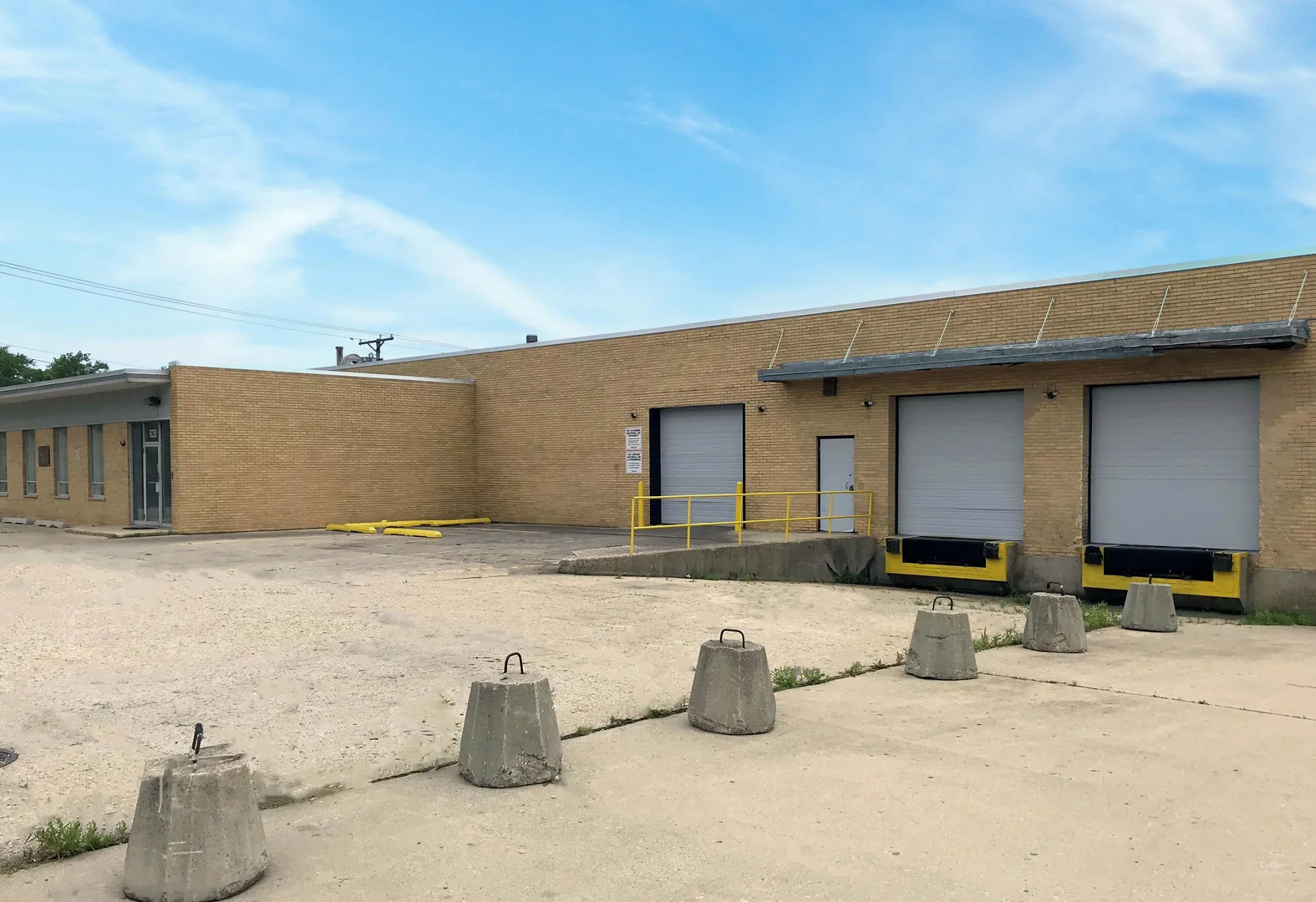 10,000-20,000 SF Available for Sublease in Des Plaines — Lease in Des Plaines, IL, photo 1 of 5