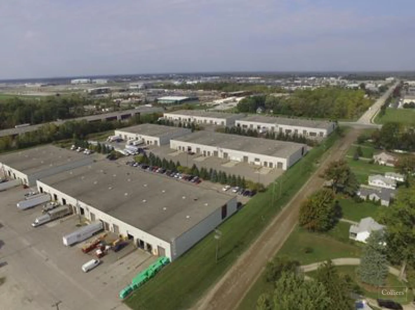 FOR SUBLEASE | 16,800 SF Industrial Space - photo 1 - Romulus, MI