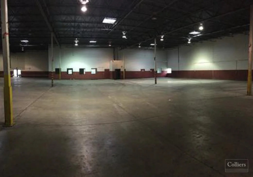 FOR SUBLEASE | 16,800 SF Industrial Space - photo 4 - Romulus, MI