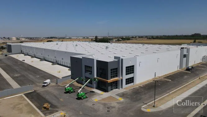 LATHROP GATEWAY BUSINESS PARK — Lease in Lathrop, CA, photo 1 of 5