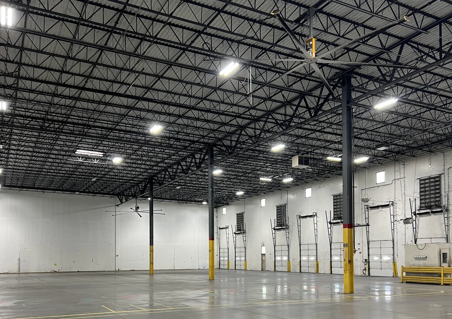 72,151 SF Available for Sublease in La Vergne — Lease in La Vergne, TN, photo 1 of 3