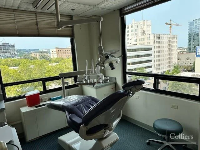 Plug N Play Dental Sublease — Lease in Portland, OR, photo 1 of 8