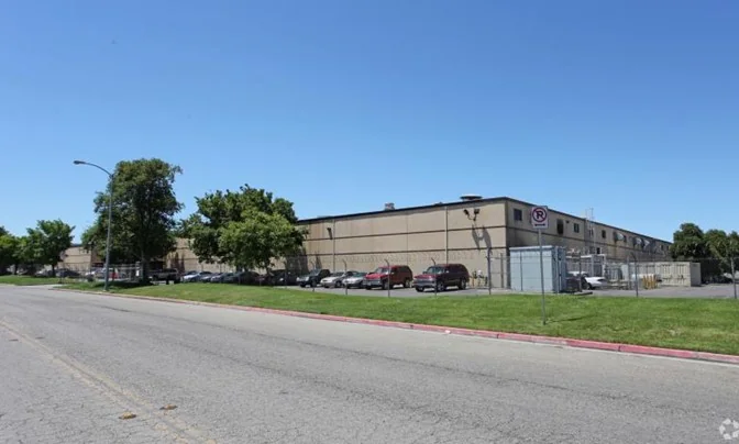 CHARTER WAY INDUSTRIAL PARK — Lease in Stockton, CA, photo 2 of 2
