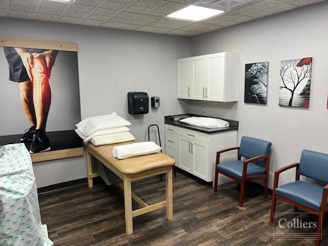 2,053 RSF Class A office space on the first floor — Lease in Farmington, CT, photo 5 of 8