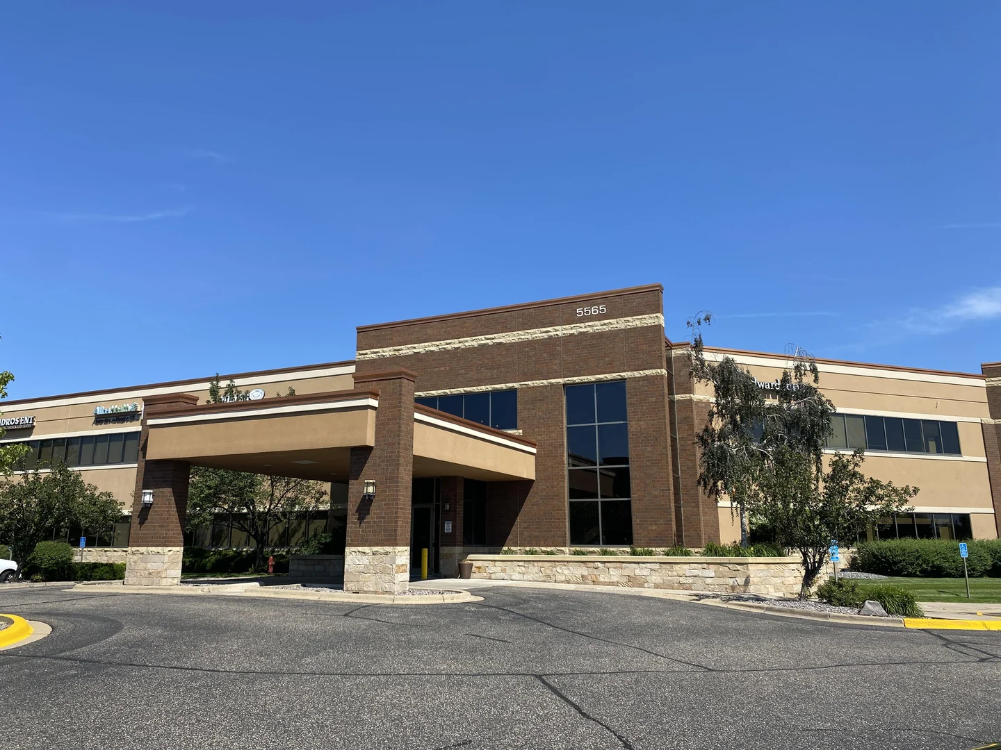 Inver Grove Heights Medical Building - 18,262 SF — Lease in Inver Grove Heights, MN, photo 2 of 3