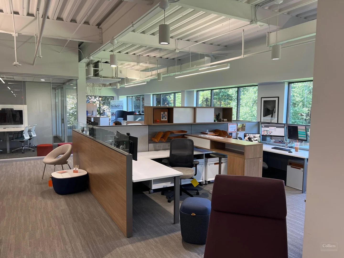 6,089 RSF suite on the 1st floor with excellent lobby… — Lease in Farmington, CT, photo 3 of 8