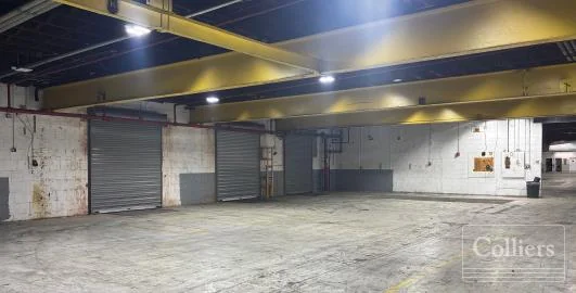 ±30,000 SF Sublease Available — Lease in Woodbridge, NJ, photo 3 of 5