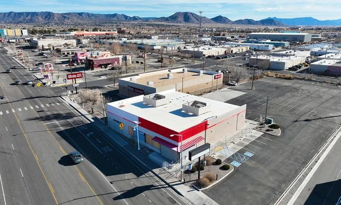 Large Format Drive-thru — Lease in Albuquerque, NM, photo 4 of 7