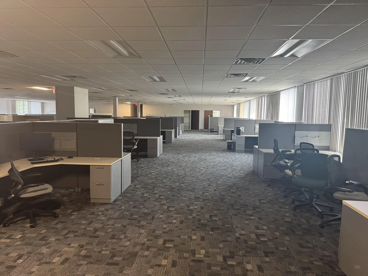 Interstate Corporate Center - Koger Building #5 — Lease in Norfolk, VA, photo 2 of 8