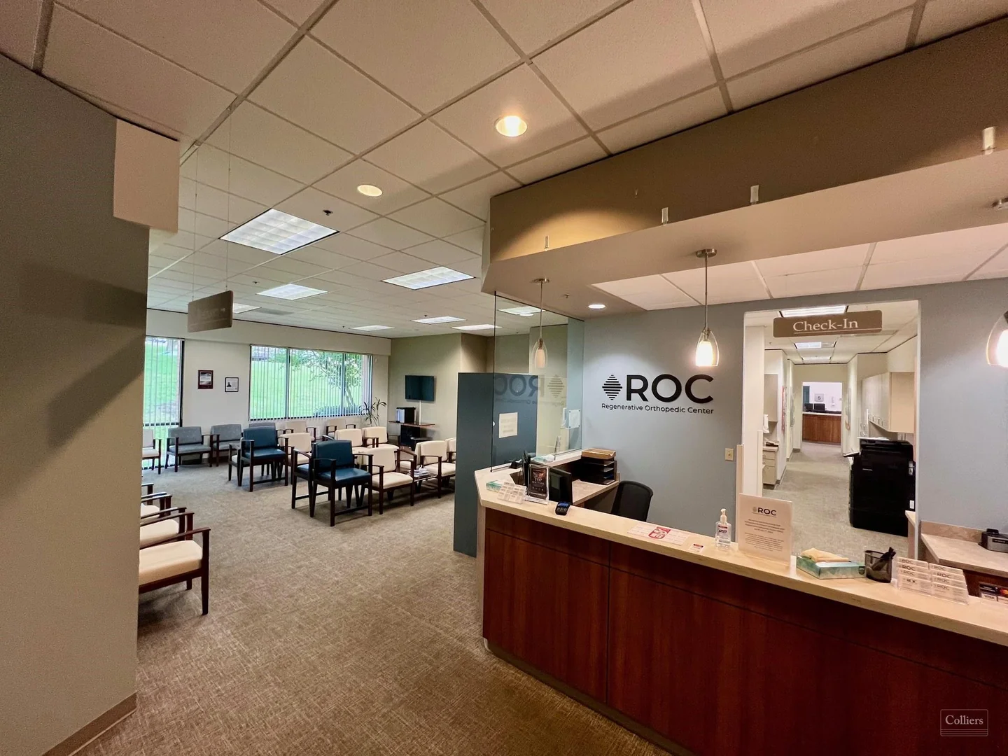 9,000 SF Medical Office Sublease — Lease in Tigard, OR, photo 1 of 8