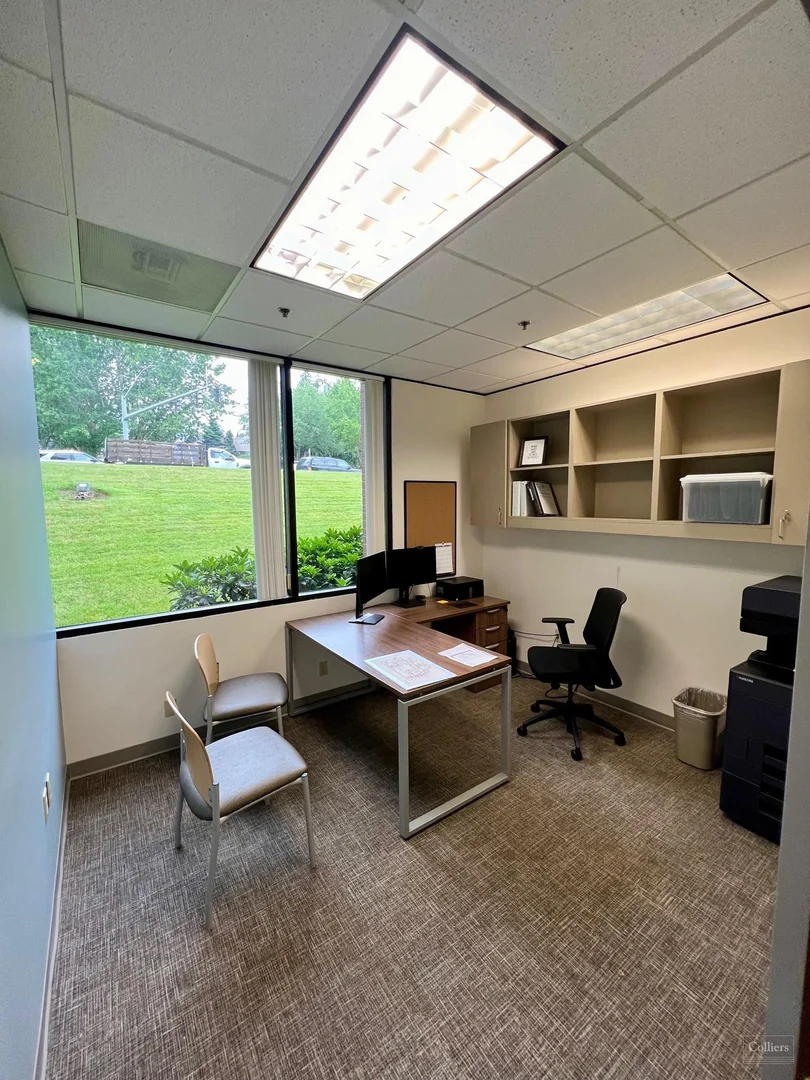 9,000 SF Medical Office Sublease — Lease in Tigard, OR, photo 4 of 8