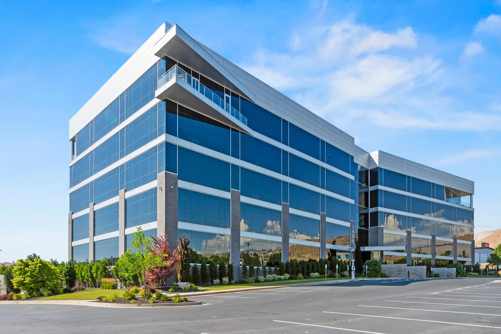 Younique Office Building — Lease in Lehi, UT, photo 2 of 5