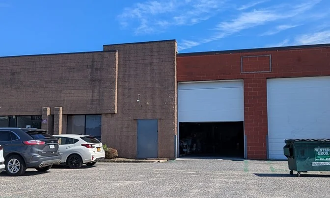 30 Hub Drive — Lease in Melville, NY, photo 8 of 8