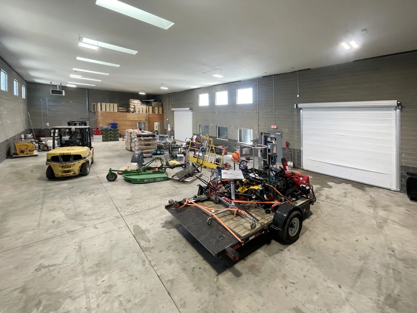 Fully Secured Stand-Alone Warehouse & Yard Available… — Lease in Marysville, WA, photo 2 of 3