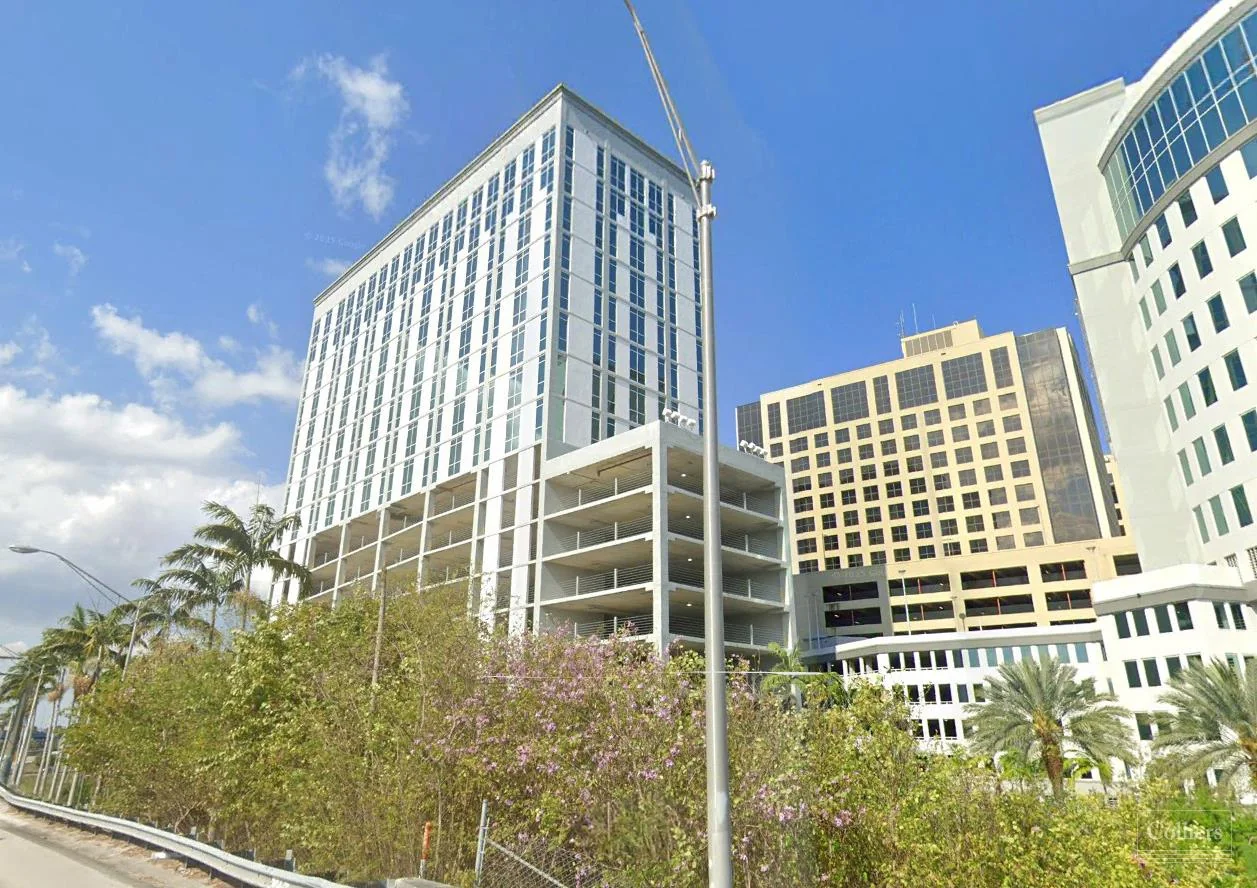 Dadeland Centre I — Lease in Miami, FL, photo 1 of 1