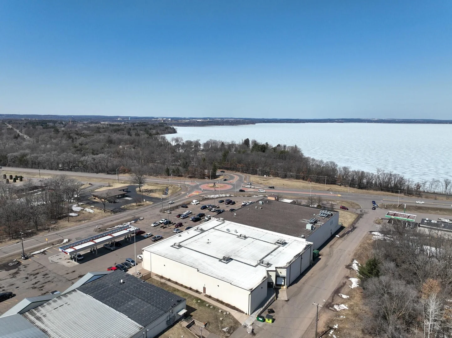 +/- 39,743 SF Former Supermarket Shadow Anchored by… — Lease in Chippewa Falls, WI, photo 2 of 5