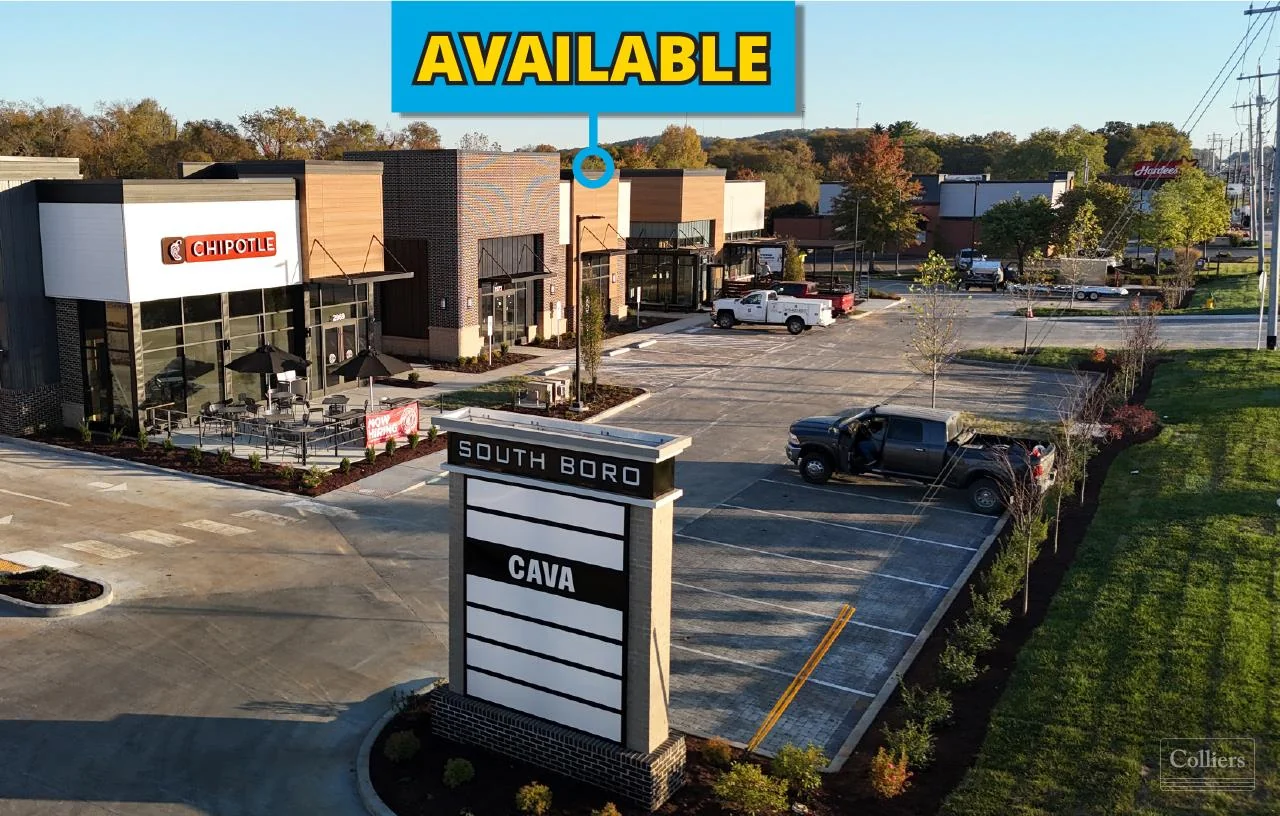 1,241 SF Sublease Space adjacent to Chase Bank — Lease in Murfreesboro, TN, photo 2 of 4