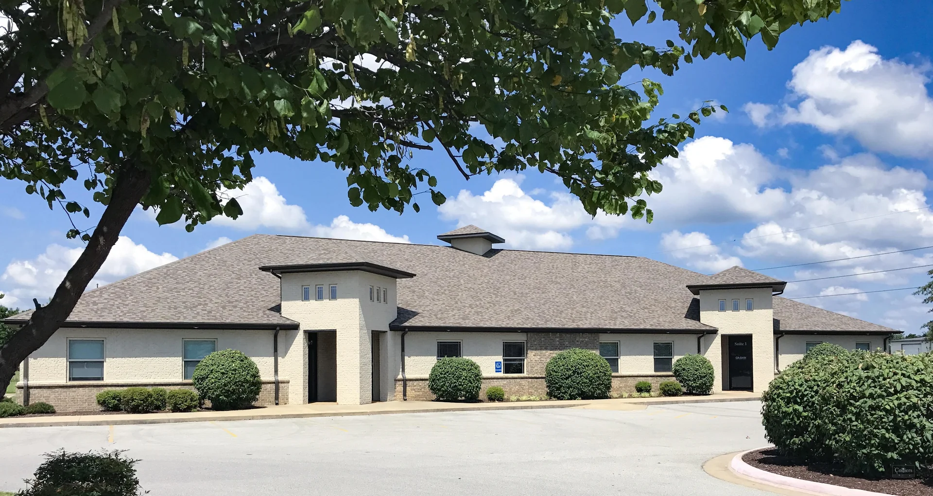 905 SE Village Loop, Bentonville, AR — Lease in Bentonville, AR, photo 1 of 5