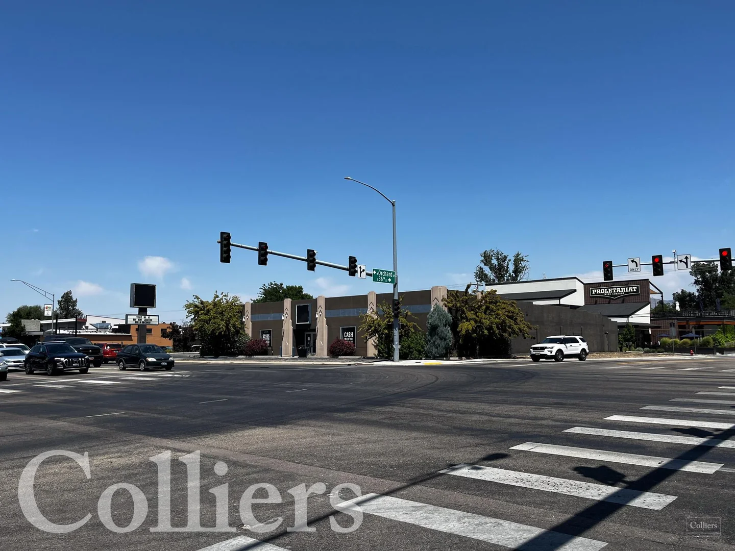 Retail Space For Sublease - photo 2 - Appleton, WI