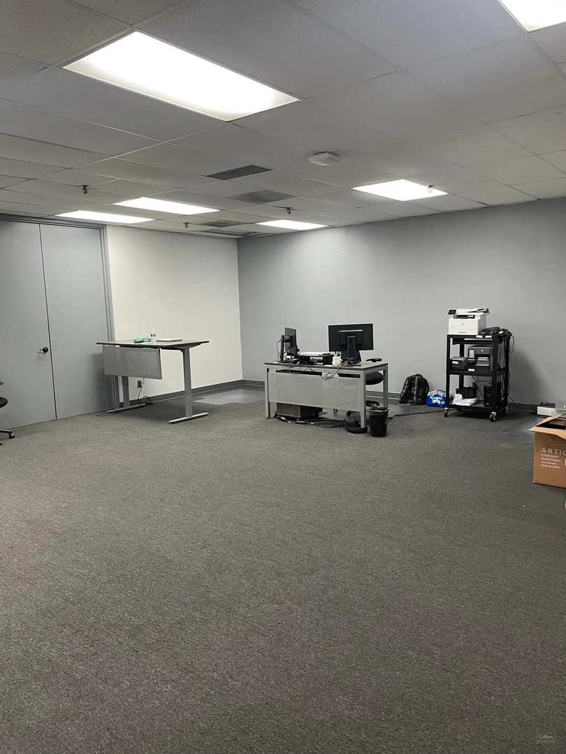 4647 Leston Street — Lease in Dallas, TX, photo 4 of 8