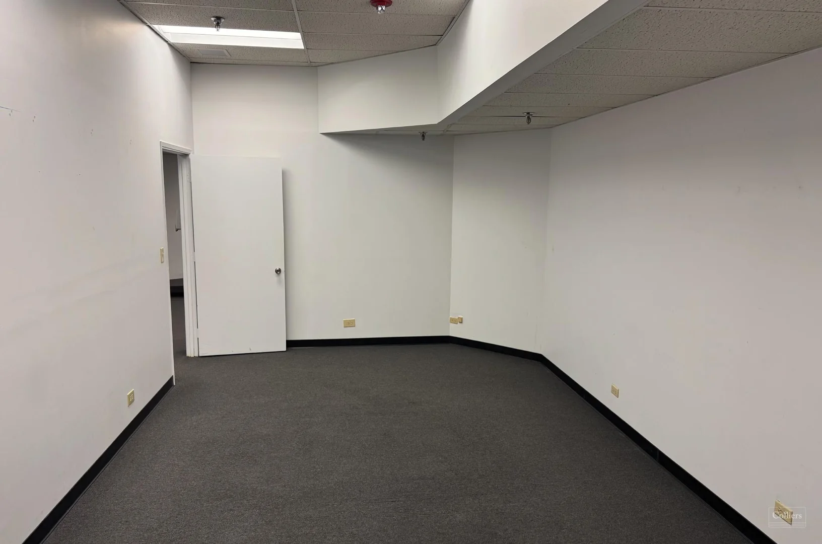 560 North Nimitz Highway (Na Lama Kukui) - Iwilei… — Lease in Honolulu, HI, photo 5 of 8