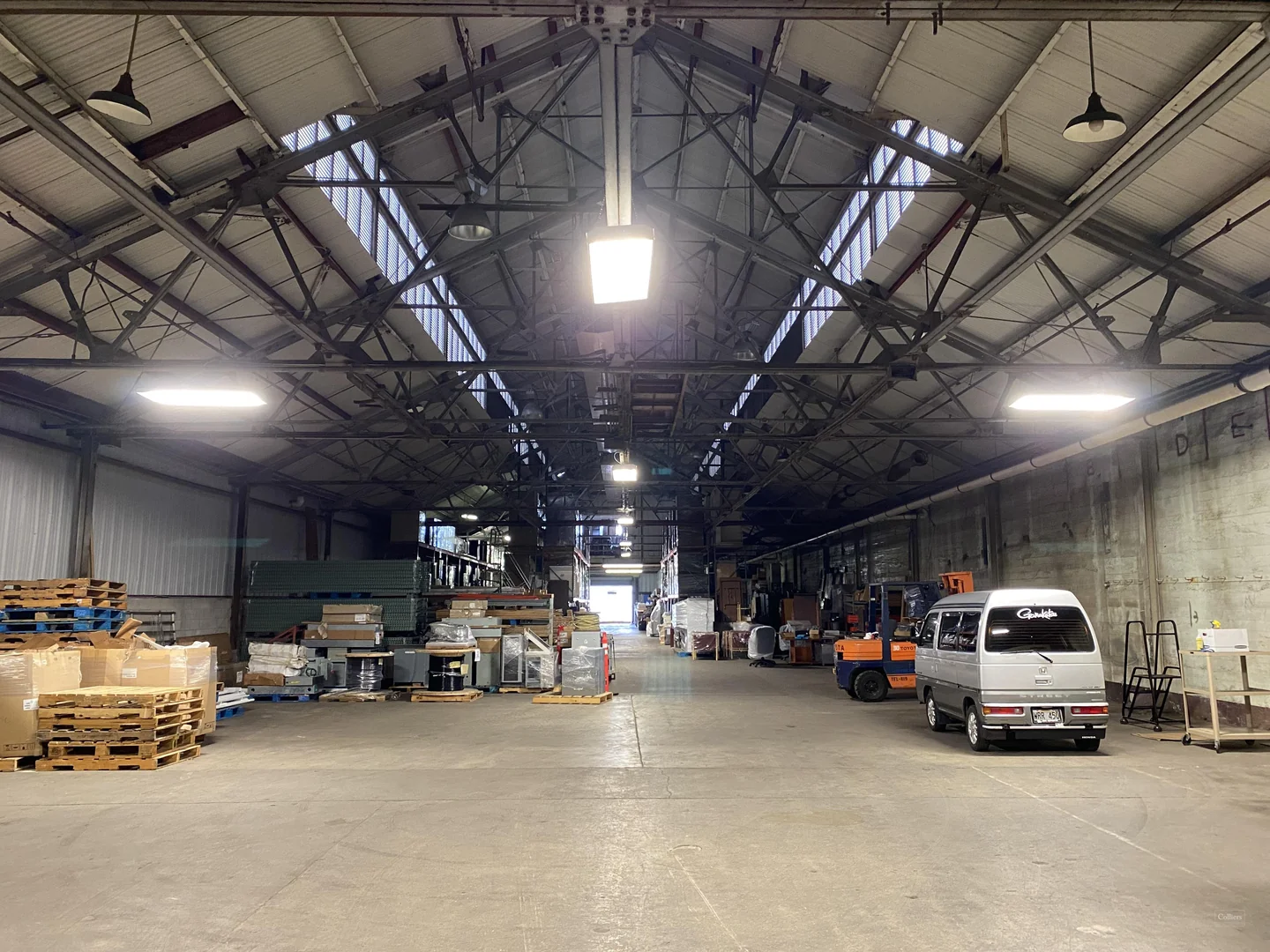 1469 Kalani Street (Waiakamilo Industrial Center) -… — Lease in Honolulu, HI, photo 2 of 5