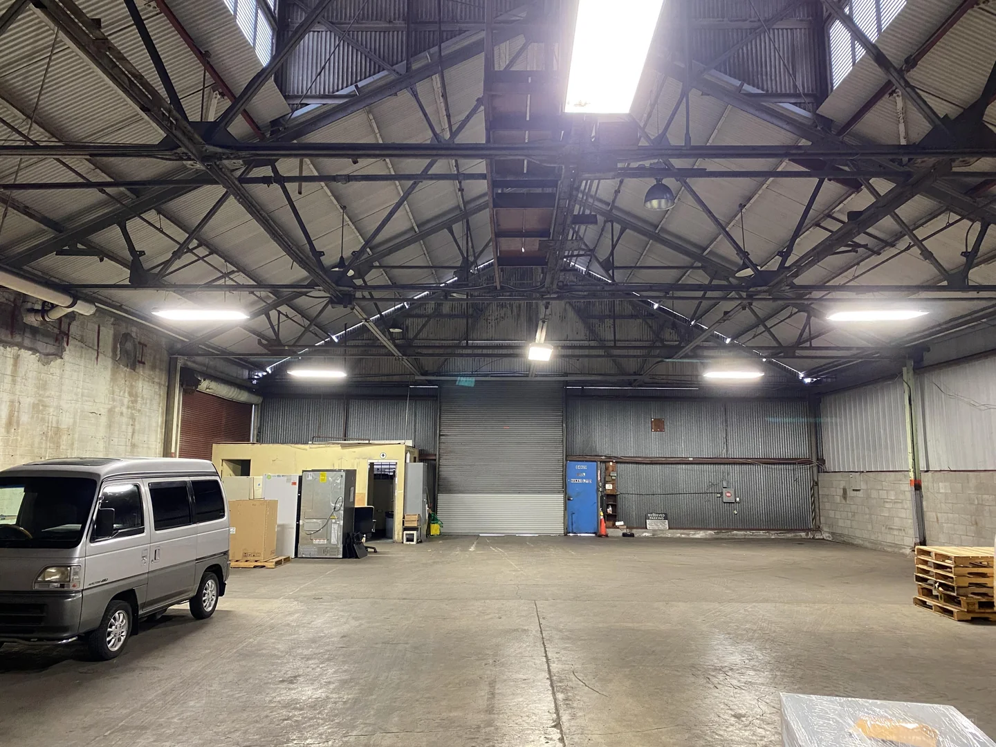 1469 Kalani Street (Waiakamilo Industrial Center) -… — Lease in Honolulu, HI, photo 3 of 5