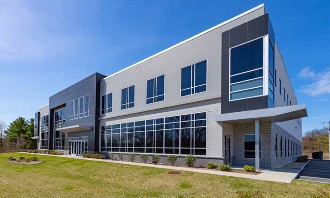 5,394 SF Office/Warehouse/Showroom Space for Sublease… — Lease in Woburn, MA, photo 3 of 3