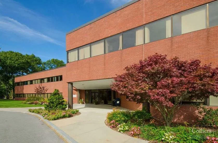 7,996 SF Office Sublease Available in Hingham — Lease in Hingham, MA, photo 2 of 3