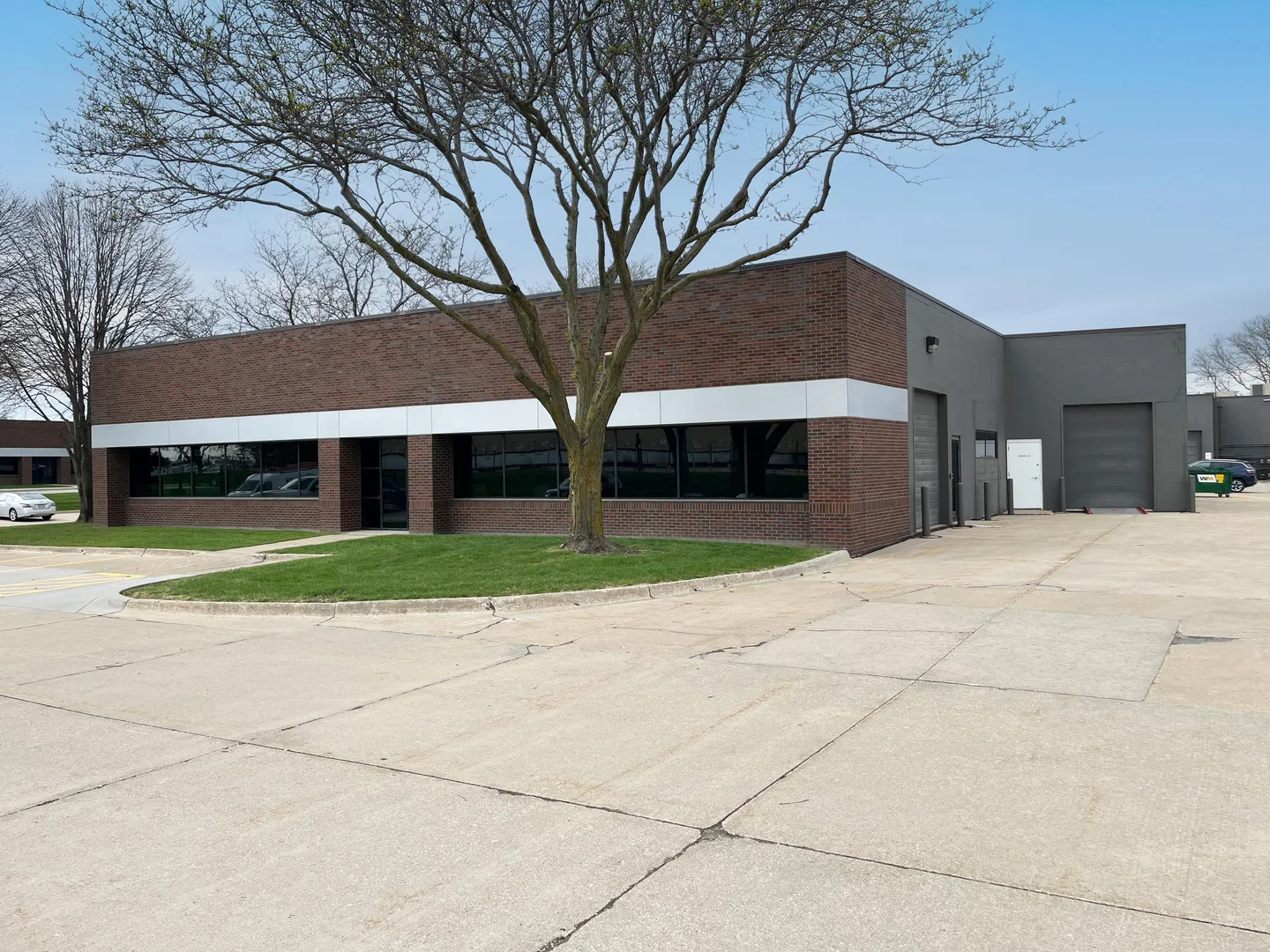 11180 Aurora Ave | Sublease — Lease in Urbandale, IA, photo 1 of 8