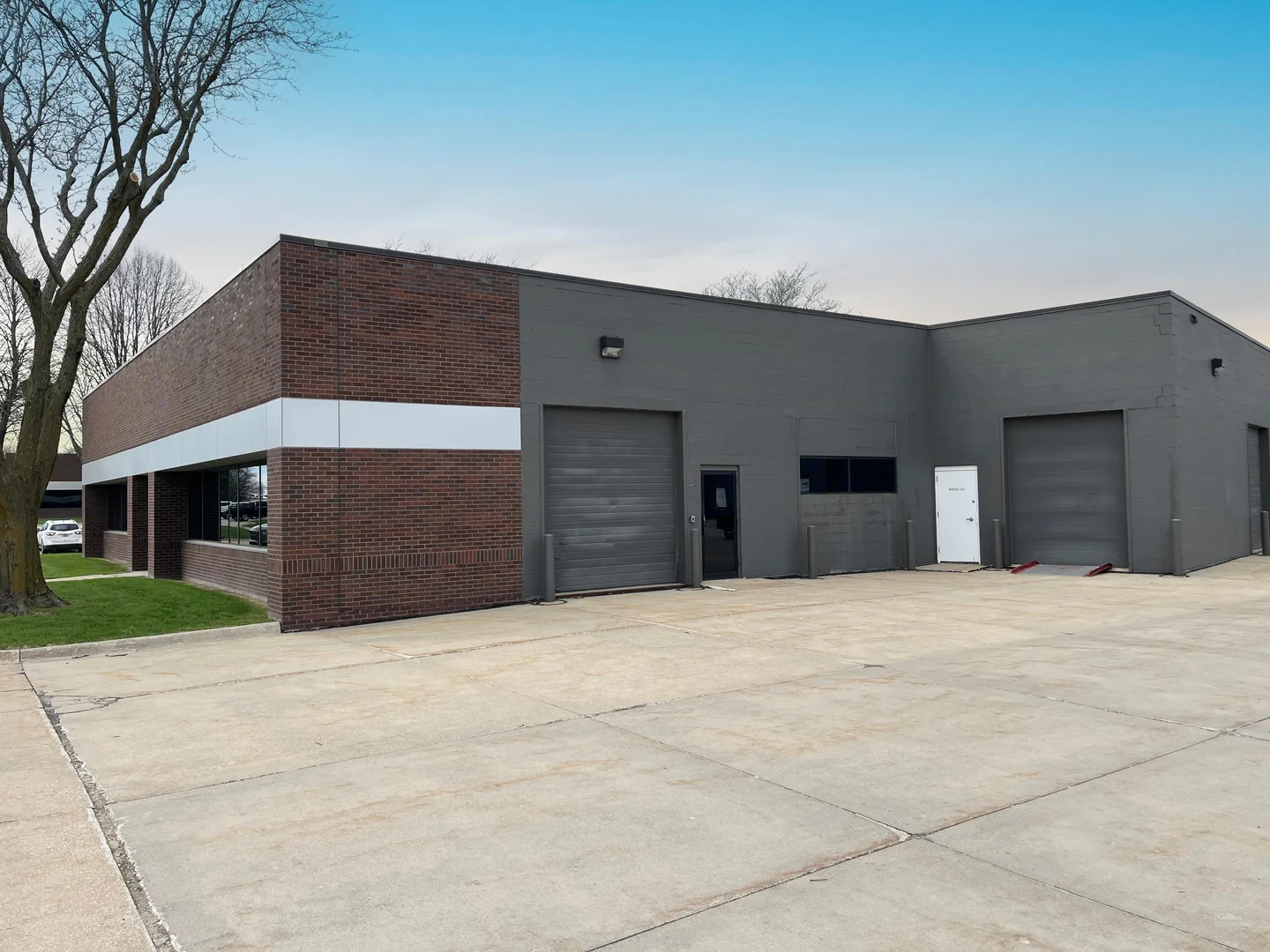 11180 Aurora Ave | Sublease — Lease in Urbandale, IA, photo 2 of 8