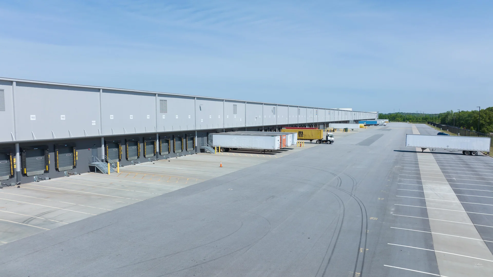 ±1,400,580-SF Move-In Ready Industrial Distribution… — Lease in Greer, SC, photo 4 of 8