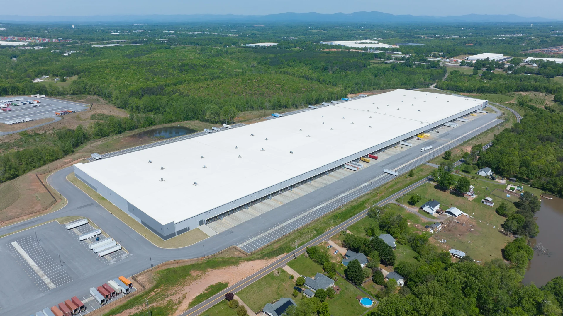 ±1,400,580-SF Move-In Ready Industrial Distribution… — Lease in Greer, SC, photo 6 of 8