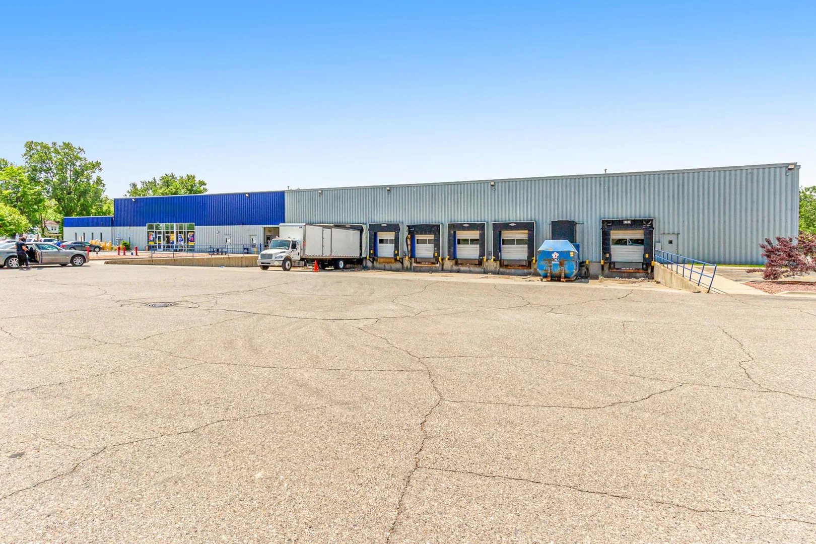 For Sublease - 78,700 SF Industrial - Romulus — Lease in Romulus, MI, photo 3 of 8